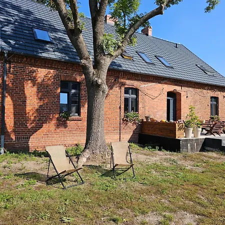 Dom W Mlodzianowie Милич